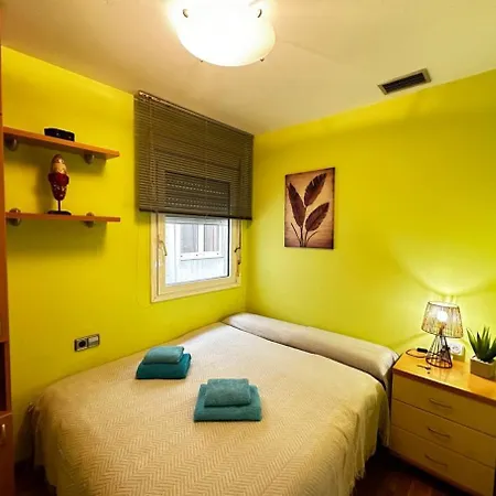 Nuevo Aribau Bed & Breakfast